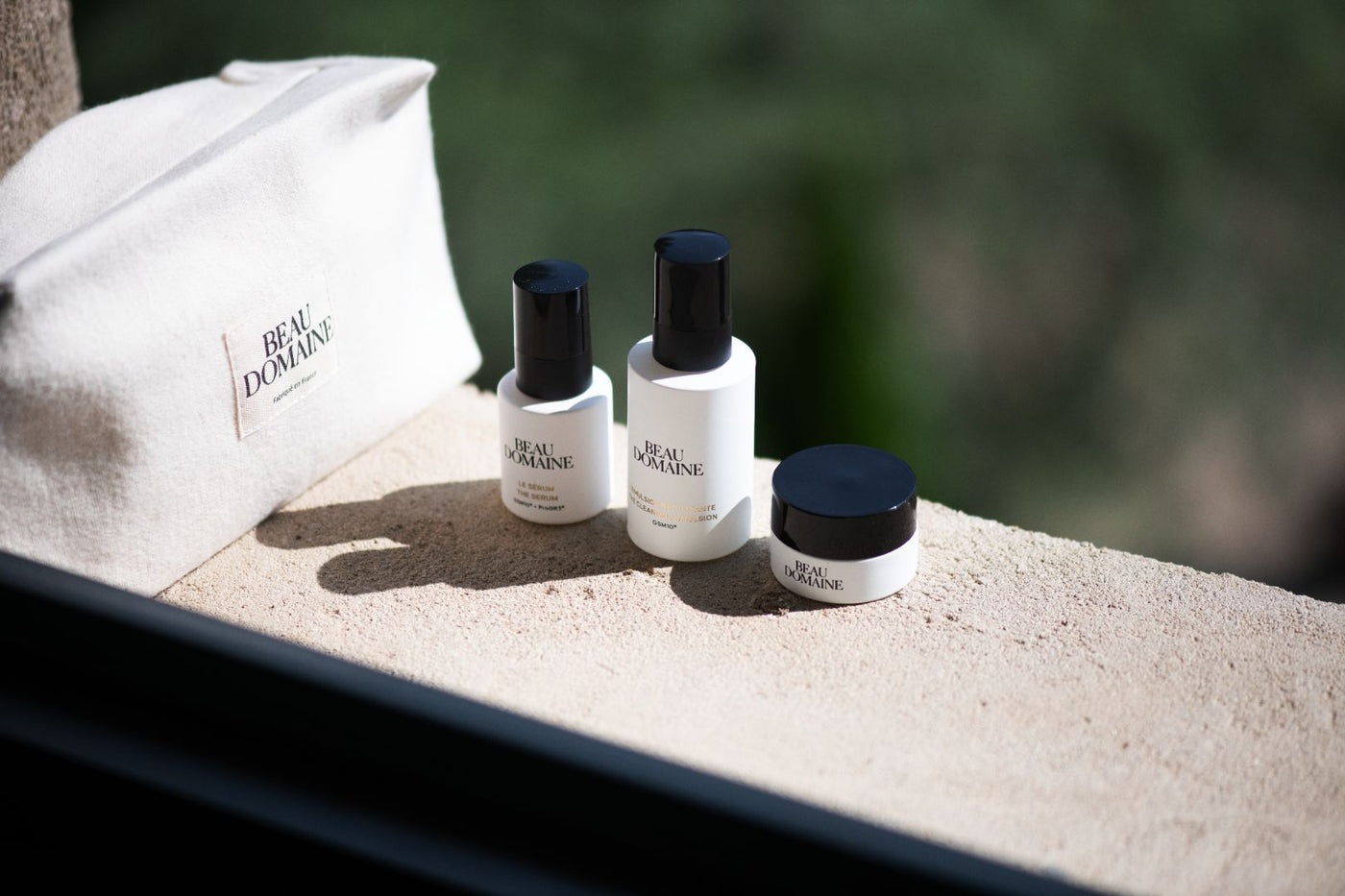 The minimalist skincare routine guide: simplify your routine while traveling